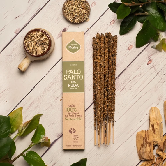 PALO SANTO & RUE